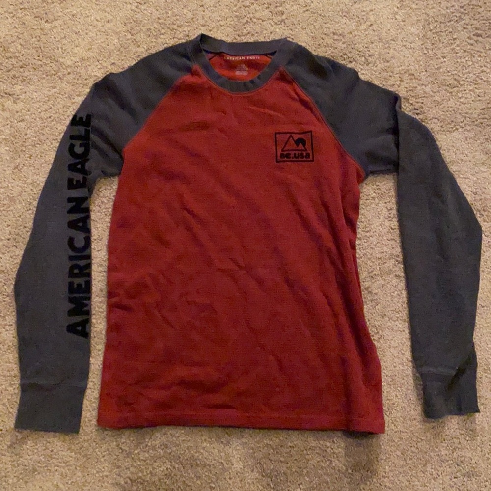 American Eagle Red Long Sleeve T-Shirt - Men’s S